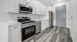 Hudson Heights - Kitchen - 1br