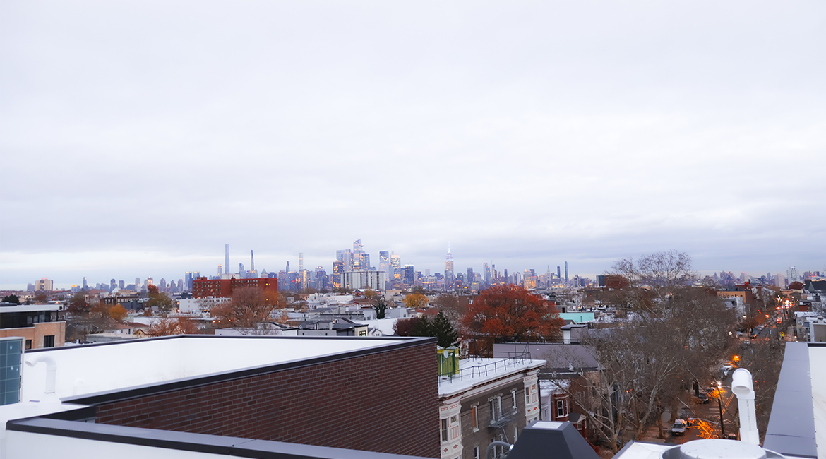 Hudson Heights - Roof View