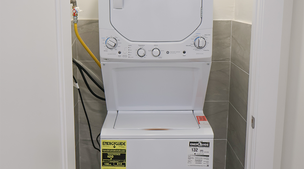 Hudson Heights - Washer Dryer